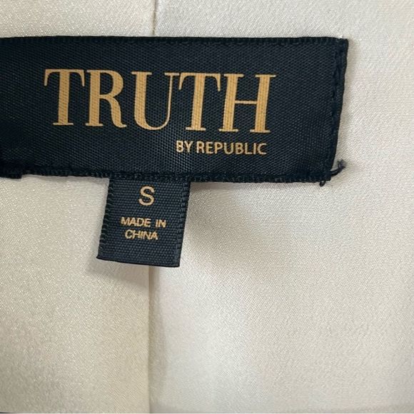 NWOT Truth by Republic white pocket long blazer, jacket, coat, small, structured - Picture 4 of 6
